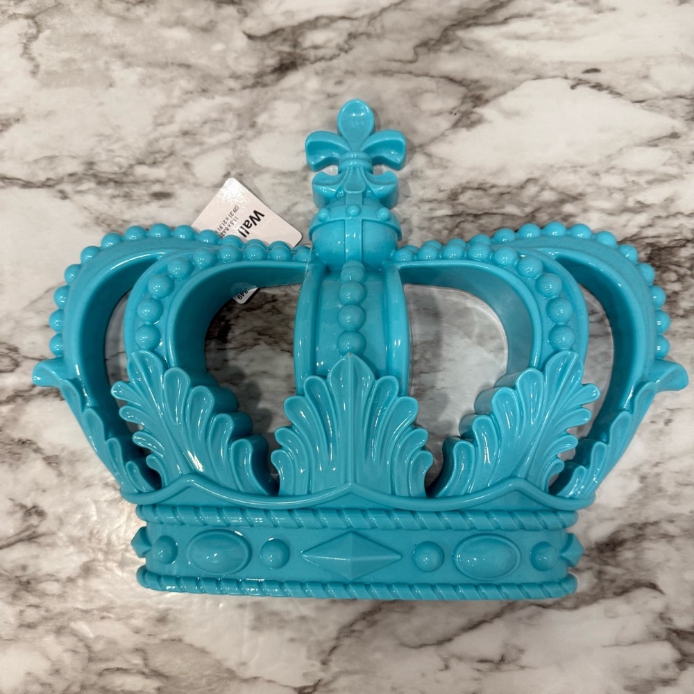 Blue Crown Decor